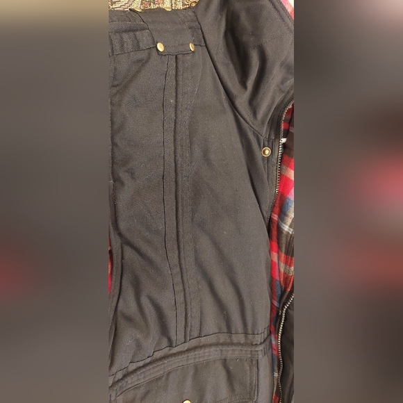 Men's Black Vest with Red Plaid Lining - Picture 9 of 9